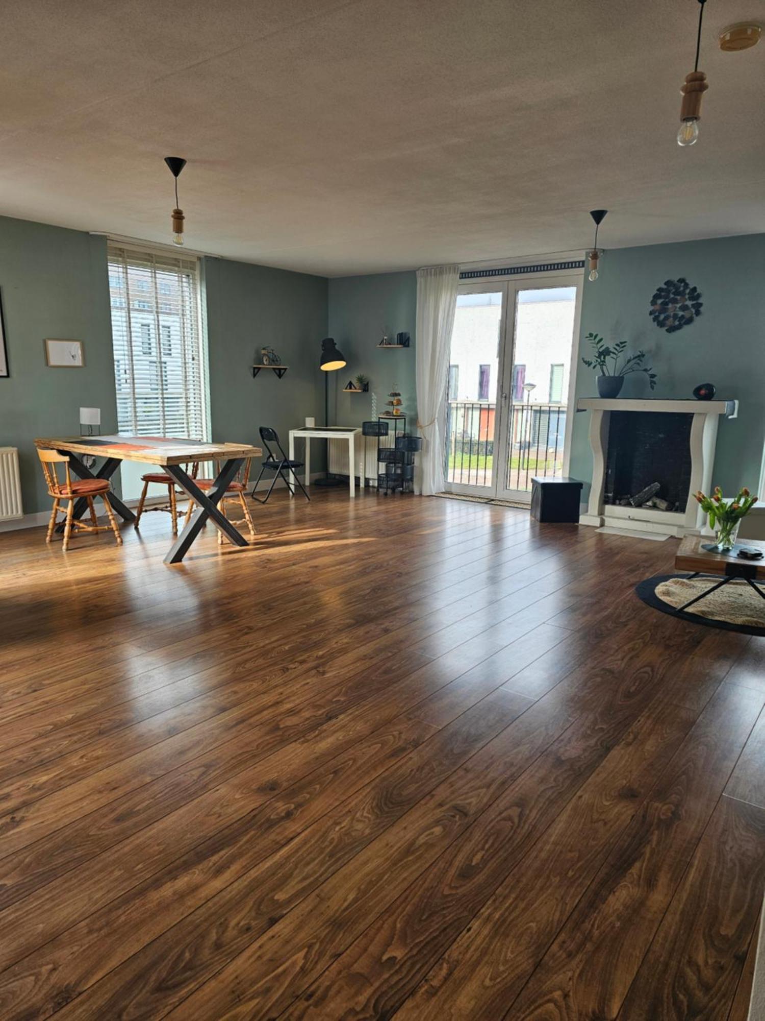 Privatunterkunft Den Haus *