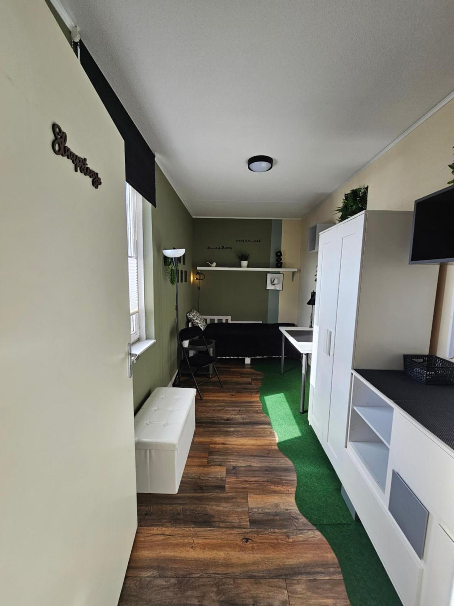 Privatunterkunft Den Haus